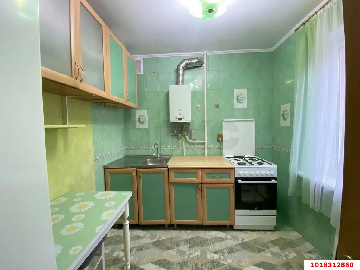 Фото №1: 3-комнатная квартира 54&nbsp;м², 3/4&nbsp;эт. - Краснодар, мкр. Западный внутригородской округ, ул. Котовского, 86
