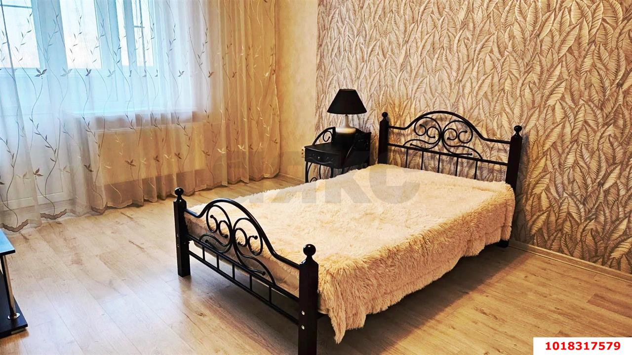 Фото №1: 1-комнатная квартира 41&nbsp;м², 3/16&nbsp;эт. - Краснодар, Карасунский внутригородской округ, Гидростроителей, мкр. ЖК Феникс, ул. имени В.Н. Мачуги, 6/2к1