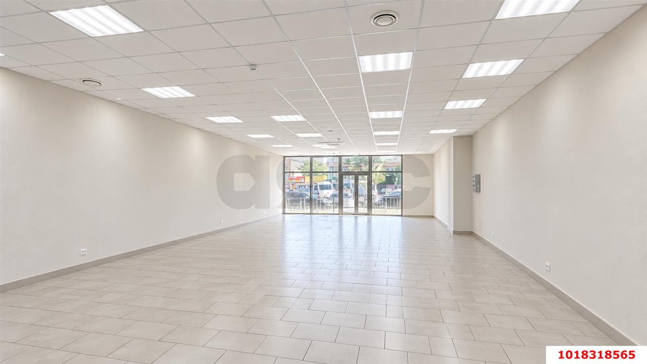 Фото №4: Торговое помещение 442&nbsp;м², 1/1&nbsp;эт. - Новороссийск, р. Центральный, ул. Чайковского, 7/36