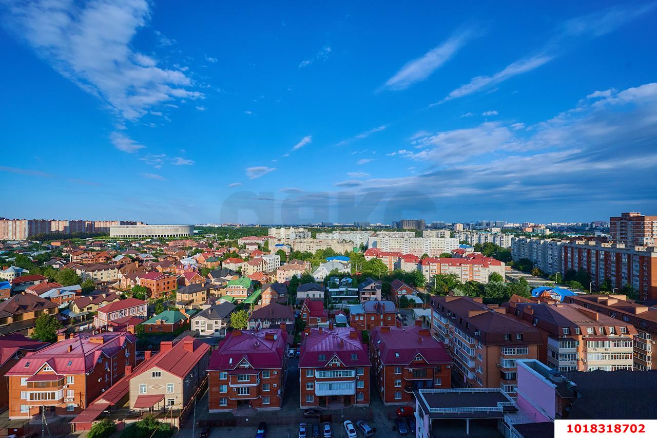 Фото №3: 3-комнатная квартира 110&nbsp;м², 15/21&nbsp;эт. - Краснодар, Прикубанский внутригородской округ, Школьный, Круглик, мкр. жилой комплекс Версаль, ул. Черниговская, 1