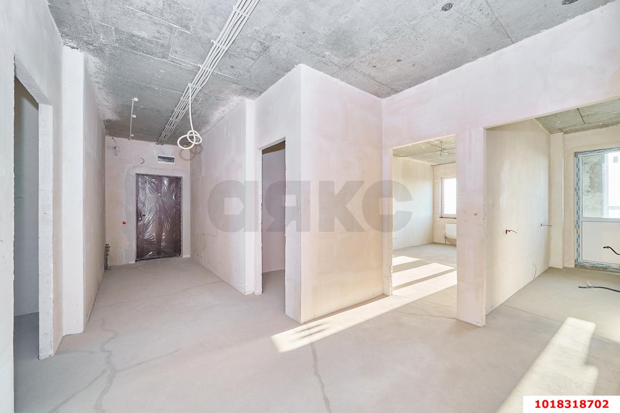 Фото №6: 3-комнатная квартира 110&nbsp;м², 15/21&nbsp;эт. - Краснодар, Прикубанский внутригородской округ, Школьный, Круглик, мкр. жилой комплекс Версаль, ул. Черниговская, 1
