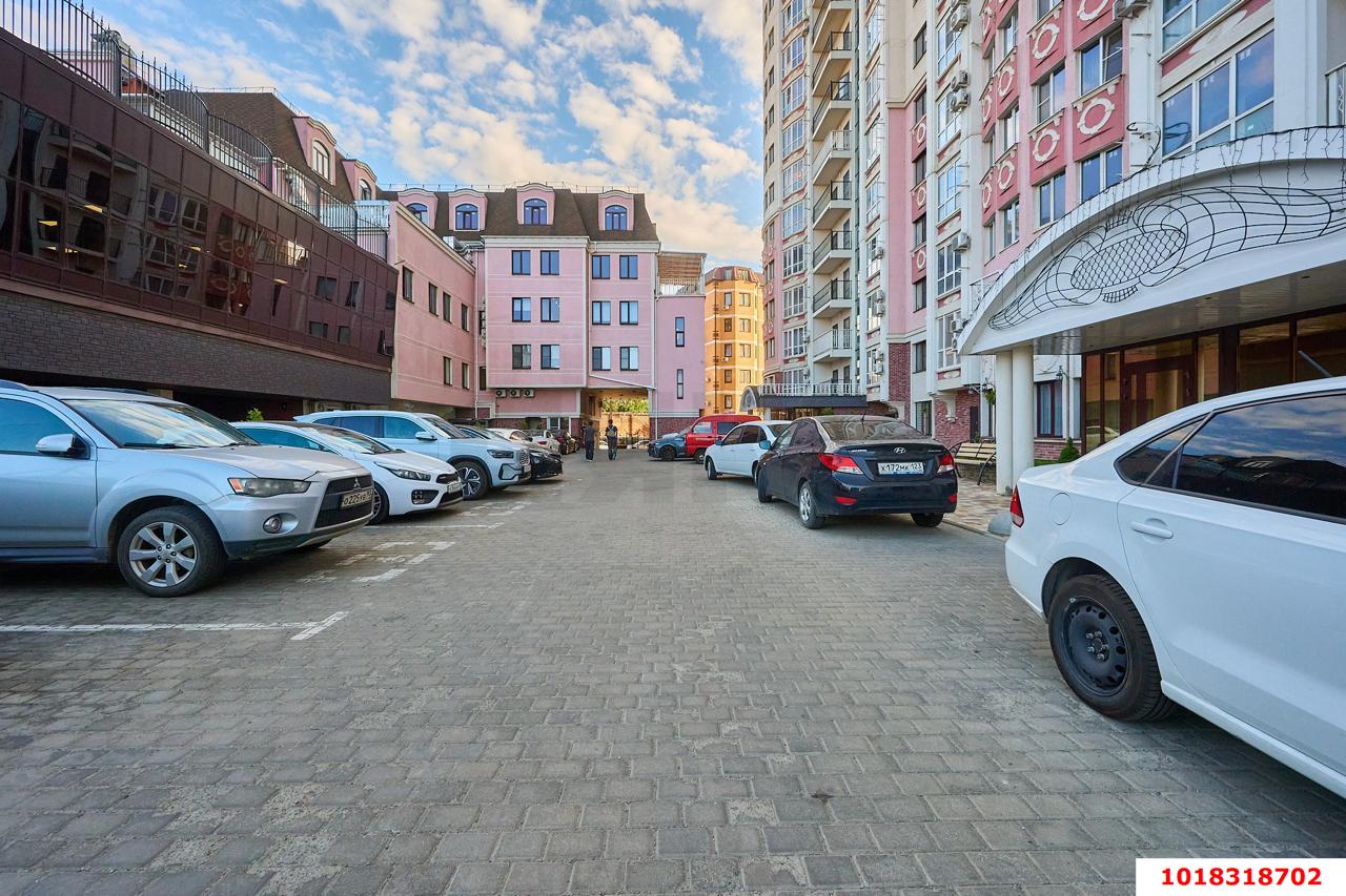 Фото №9: 3-комнатная квартира 110&nbsp;м², 15/21&nbsp;эт. - Краснодар, Прикубанский внутригородской округ, Школьный, Круглик, мкр. жилой комплекс Версаль, ул. Черниговская, 1