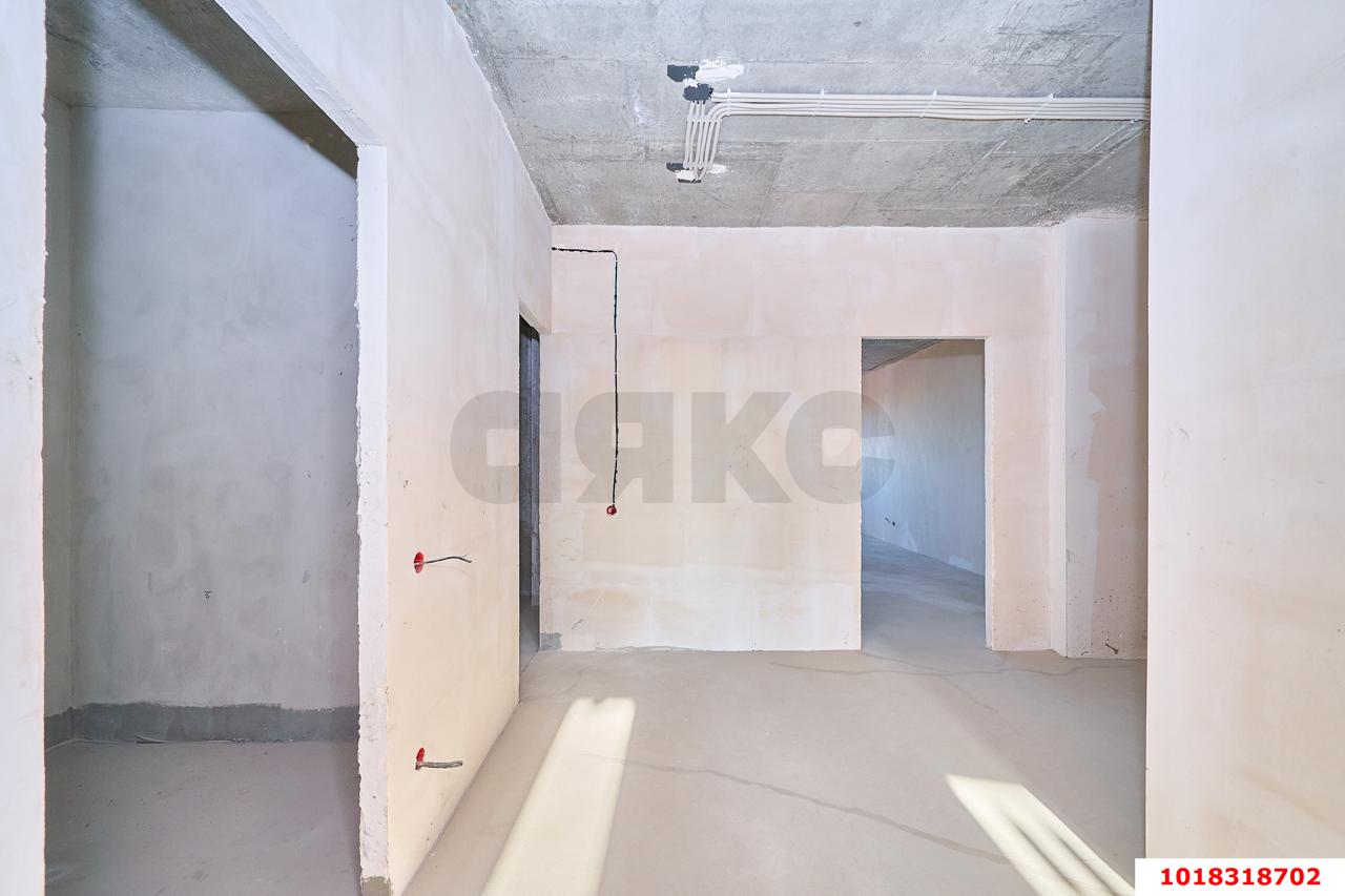 Фото №8: 3-комнатная квартира 110&nbsp;м², 15/21&nbsp;эт. - Краснодар, Прикубанский внутригородской округ, Школьный, Круглик, мкр. жилой комплекс Версаль, ул. Черниговская, 1