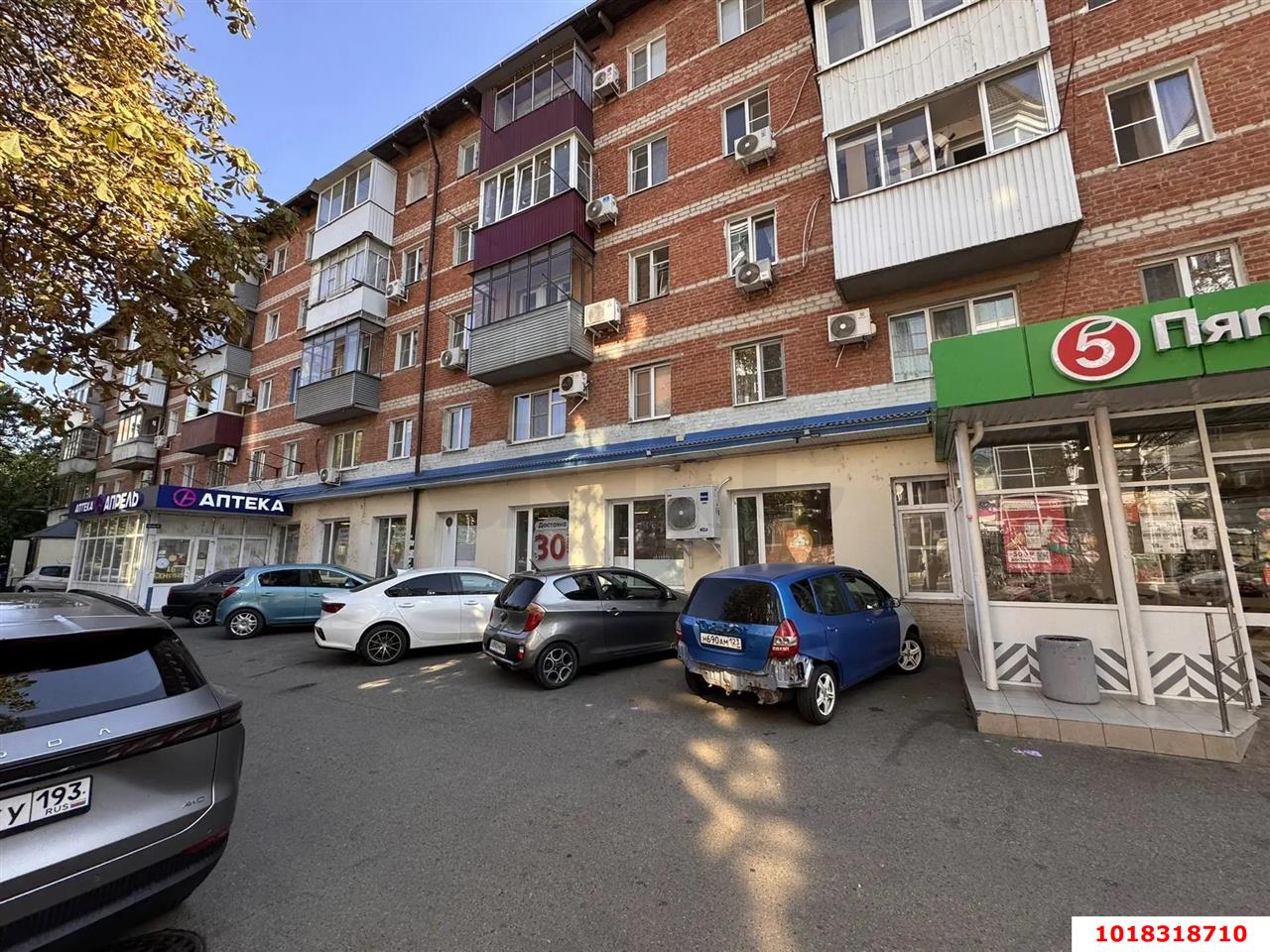 Фото №5: Торговое помещение 170&nbsp;м², 1/6&nbsp;эт. - Краснодар, Западный внутригородской округ, мкр. Фестивальный, ул. имени Тургенева, 136/1