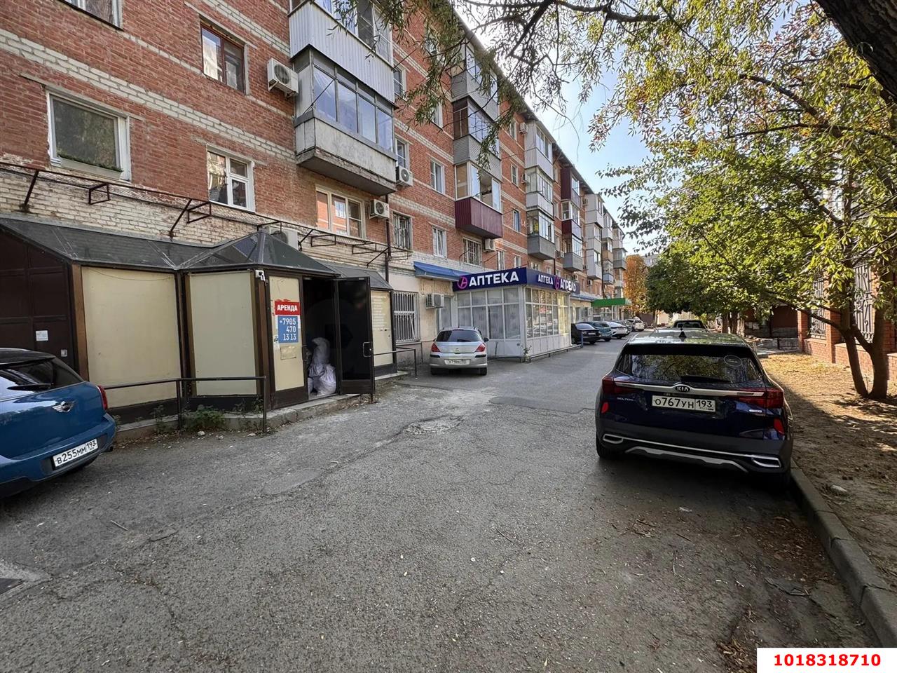 Фото №1: Торговое помещение 170&nbsp;м², 1/6&nbsp;эт. - Краснодар, Западный внутригородской округ, мкр. Фестивальный, ул. имени Тургенева, 136/1