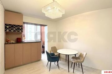 Фото №1: 2-комнатная квартира 62 м², 3/9 эт. - Краснодар, мкр. Музыкальный, ул. Московская, 124