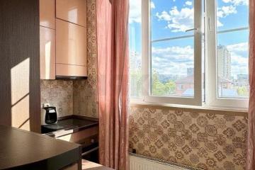 Фото №1: 2-комнатная квартира 62 м², 3/9 эт. - Краснодар, мкр. Музыкальный, ул. Московская, 124