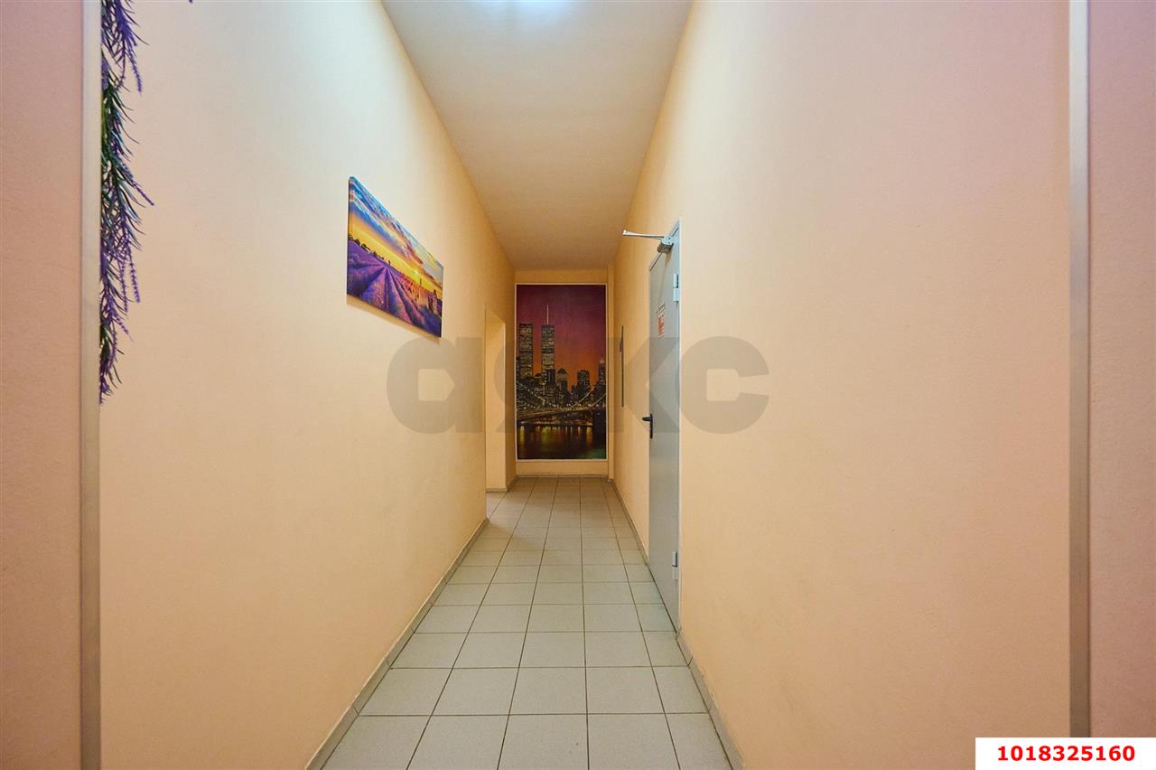 Фото №16: 3-комнатная квартира 90&nbsp;м², 3/10&nbsp;эт. - Краснодар, Карасунский внутригородской округ, мкр. Гидростроителей, ул. Трудовой Славы, 1