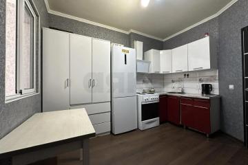 Фото №1: 1-комнатная квартира 45 м², 4/7 эт. - Российский, мкр. Прикубанский внутригородской округ, ул. Бигдая, 12