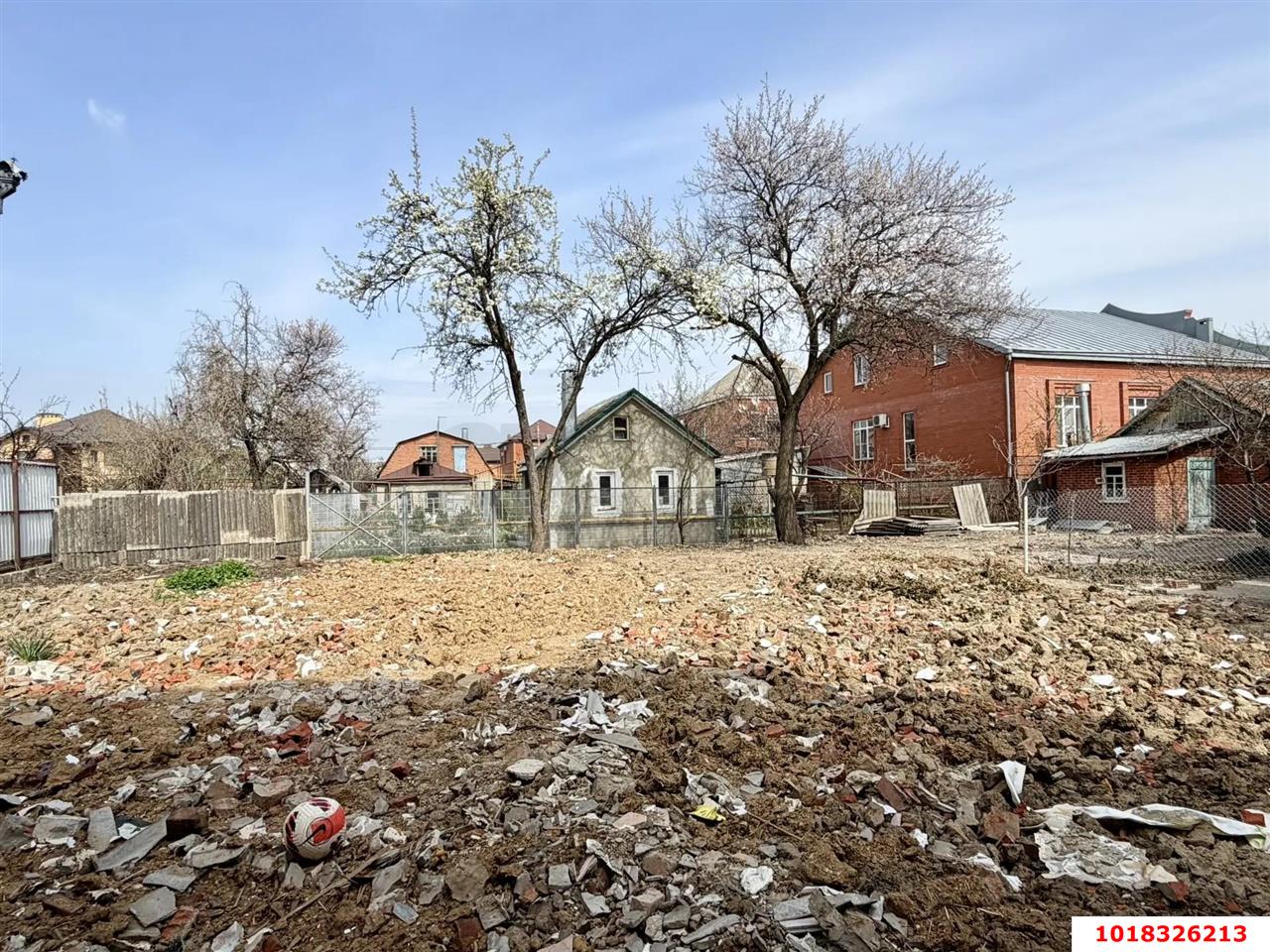 Фото №1: Земельный участок под ИЖС 5.45&nbsp;сот. - Краснодар, Западный внутригородской округ, мкр. Центральный, ул. Братьев Игнатовых, 211