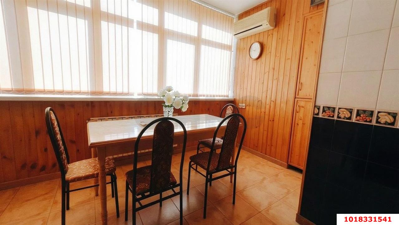 Фото №2: 3-комнатная квартира 99&nbsp;м², 4/5&nbsp;эт. - Краснодар, Прикубанский внутригородской округ, Школьный, Круглик, мкр. Табачная Фабрика, ул. Академика Пустовойта, 8