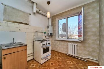 Фото №1: 3-комнатная квартира 61 м², 5/5 эт. - Краснодар, мкр. имени Н.И. Вавилова, ул. имени Калинина, 72