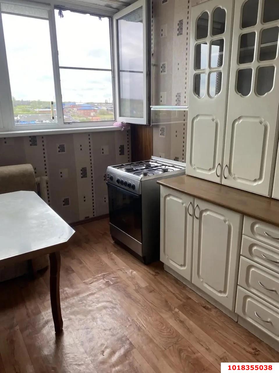 Фото №5: 2-комнатная квартира 60&nbsp;м², 10/10&nbsp;эт. - Кропоткин, мкр. Болгарский, ул. Красная, 260