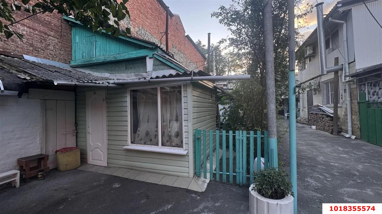 Фото №6: 2-комнатная квартира 35&nbsp;м², 1/1&nbsp;эт. - Краснодар, Центральный внутригородской округ, мкр. Центральный, ул. Красноармейская, 67