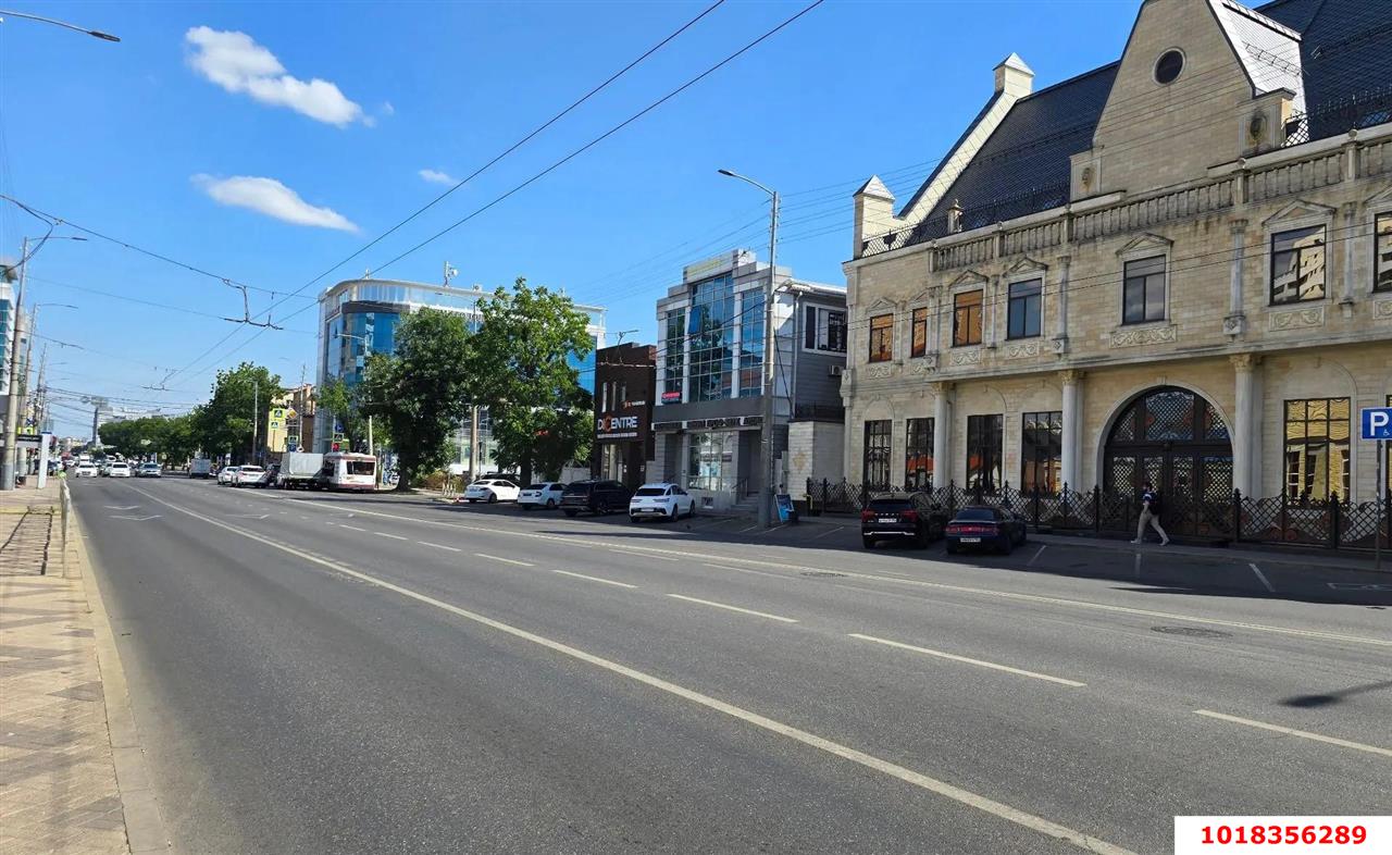 Фото №3: Офисное помещение 195&nbsp;м², 2/3&nbsp;эт. - Краснодар, Центральный внутригородской округ, мкр. Центральный, ул. Северная, 392