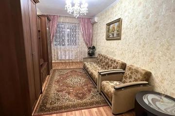 Фото №1: 2-комнатная квартира 54 м², 2/7 эт. - Краснодар, мкр. Музыкальный, ул. Ангарская, 2/2