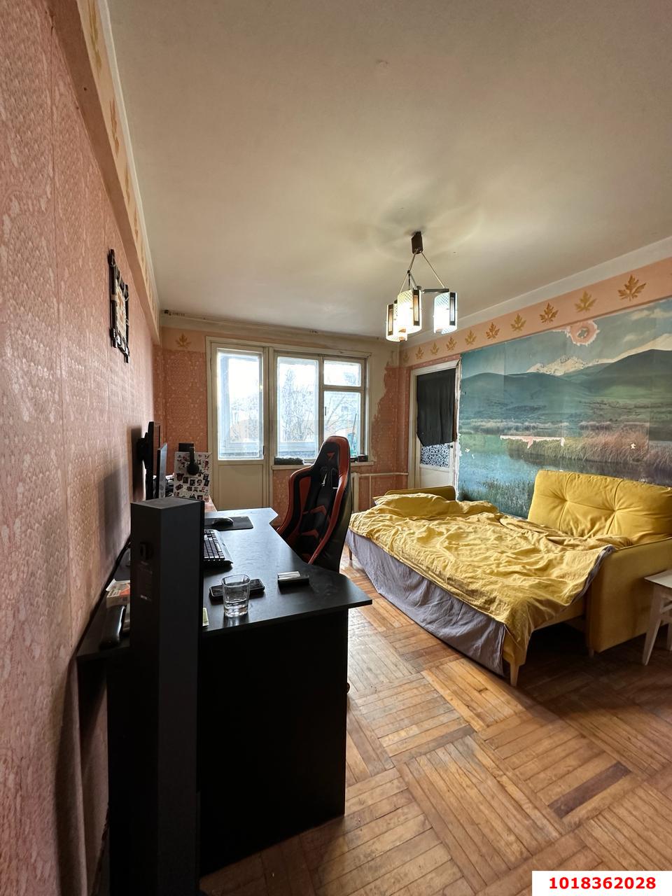 Фото №3: 3-комнатная квартира 53&nbsp;м², 5/5&nbsp;эт. - Краснодар, Карасунский внутригородской округ, мкр. Гидростроителей, ул. имени Дмитрия Благоева, 2