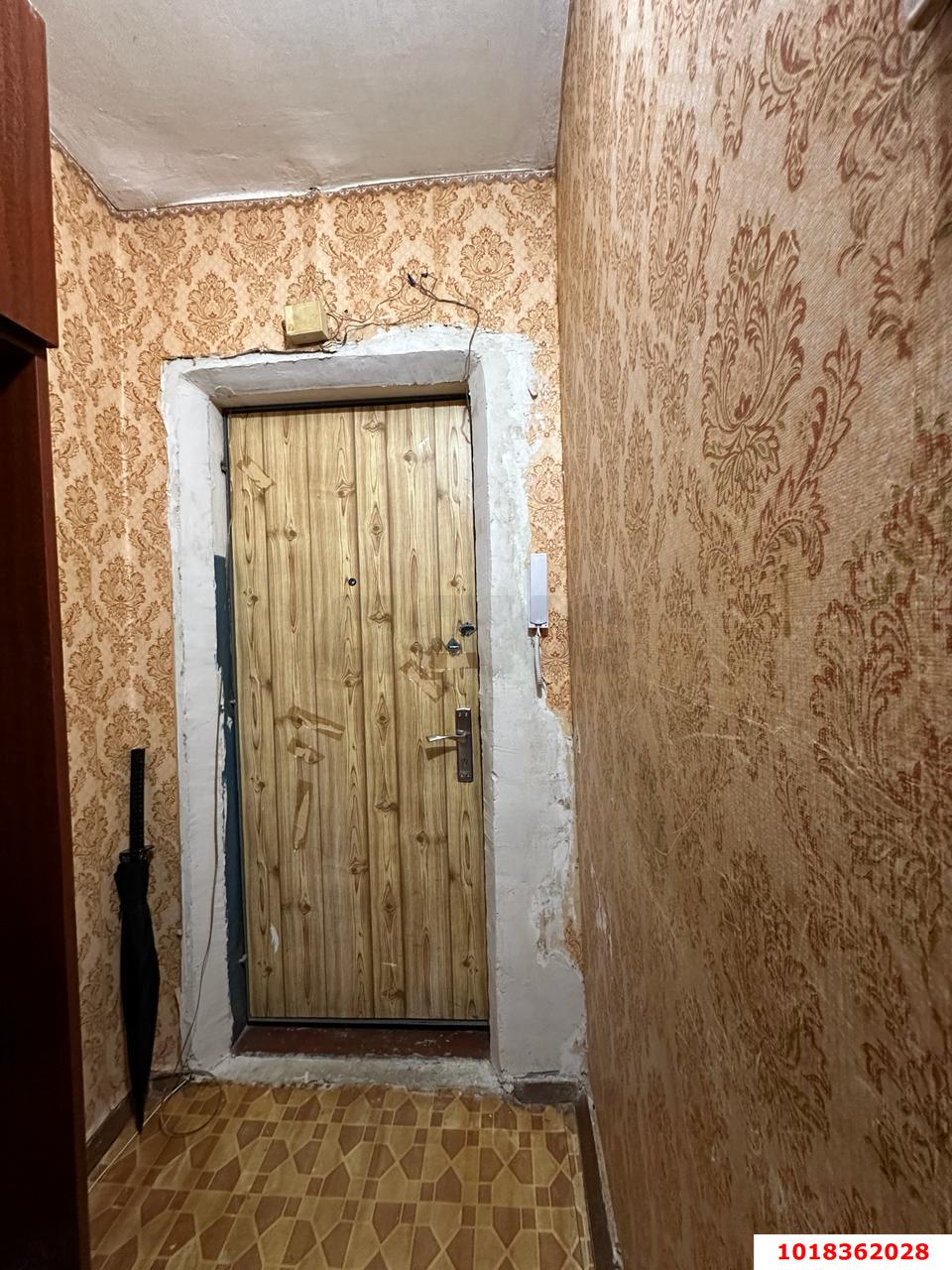 Фото №2: 3-комнатная квартира 53&nbsp;м², 5/5&nbsp;эт. - Краснодар, Карасунский внутригородской округ, мкр. Гидростроителей, ул. имени Дмитрия Благоева, 2