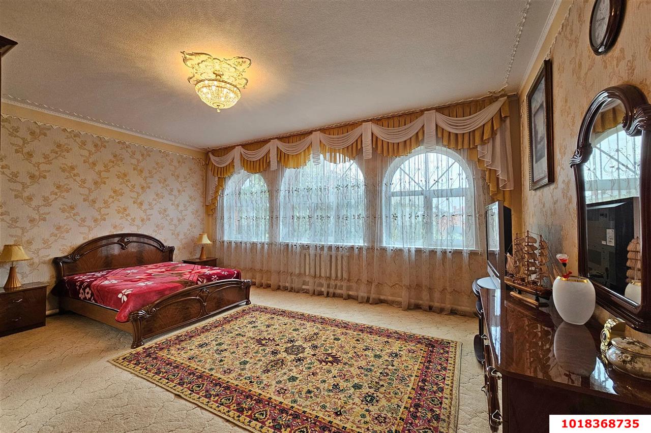 Фото №11: Дом 267&nbsp;м² + 10&nbsp;сот., 2&nbsp;эт. - Ленина, мкр. Карасунский внутригородской округ, ул. Казачья, 12