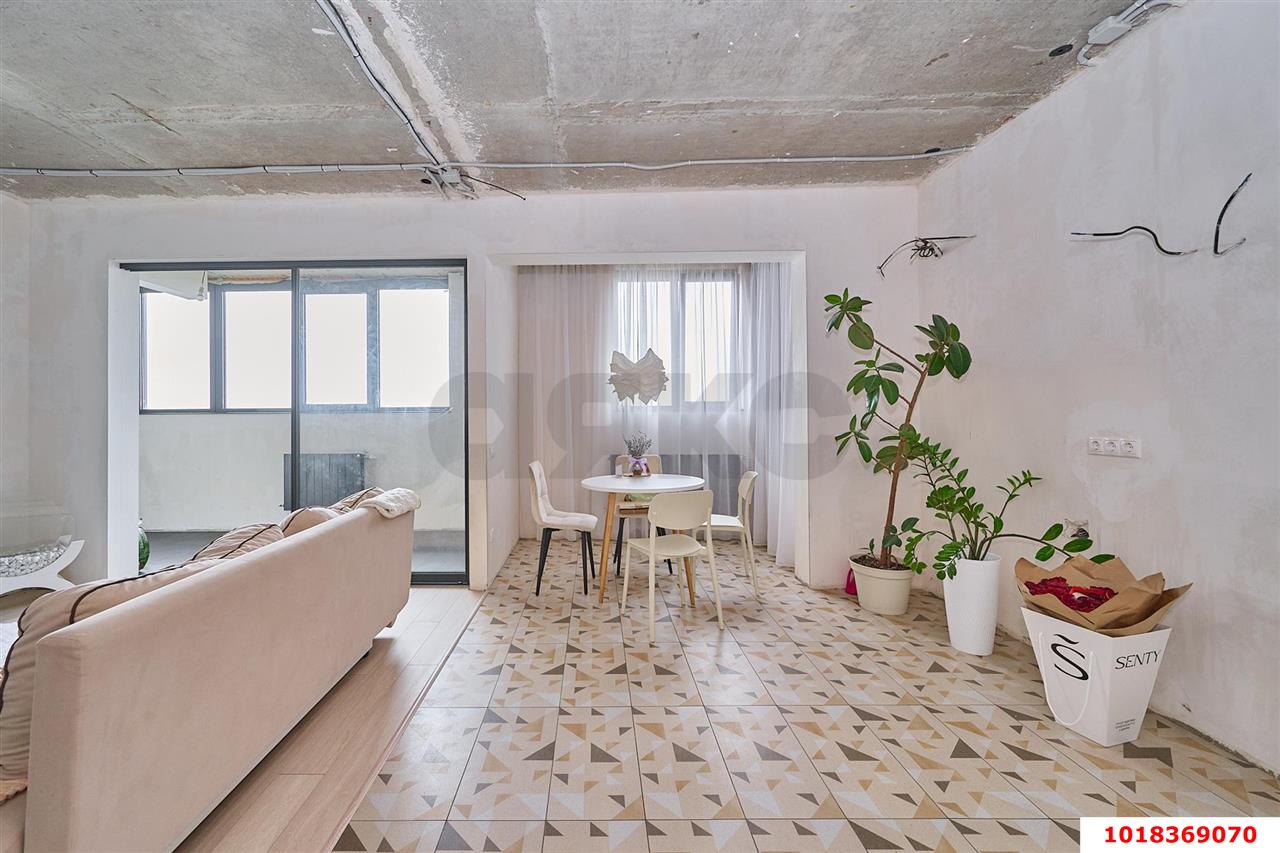 Фото №4: 2-комнатная квартира 84&nbsp;м², 15/24&nbsp;эт. - Краснодар, Западный внутригородской округ, Фестивальный, мкр. ЖК Тургенев, ул. Дальняя, 8к1