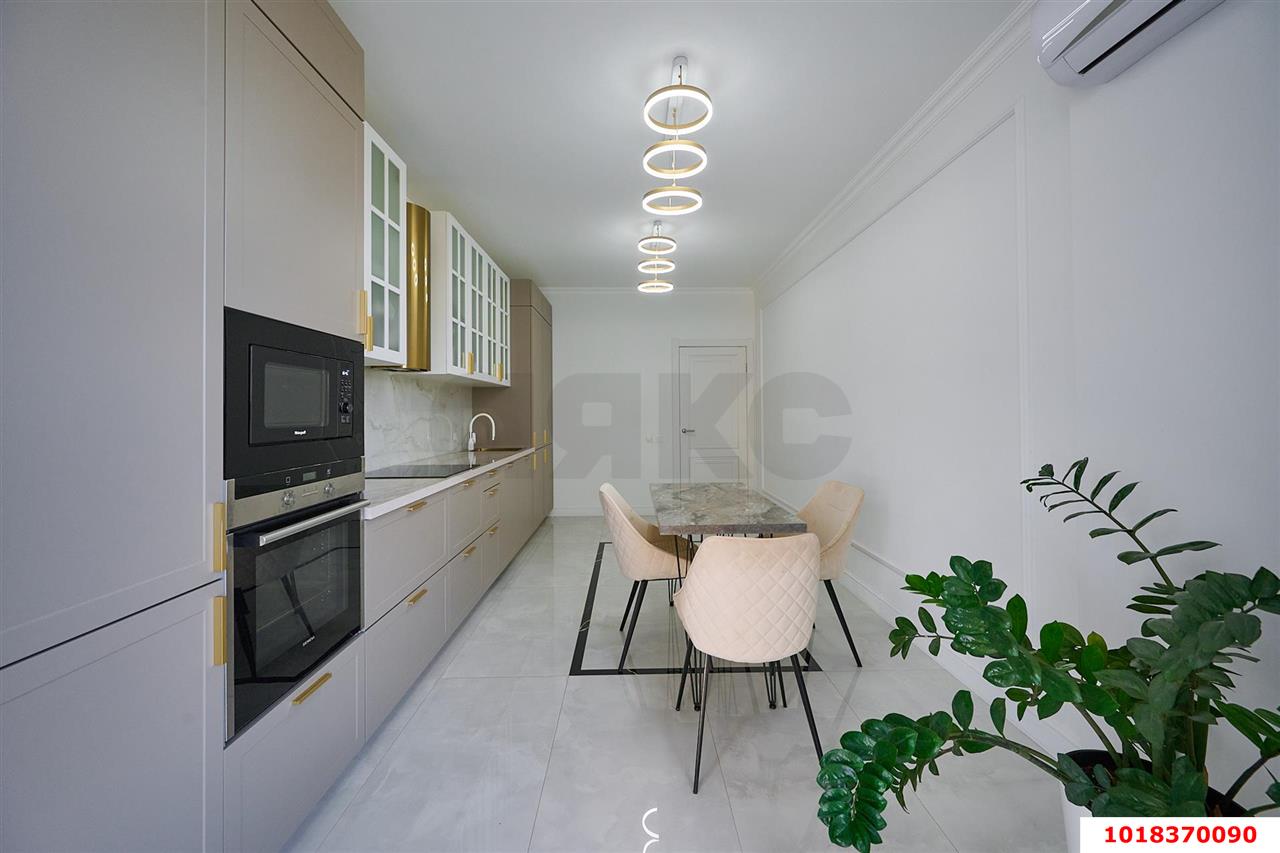 Фото №3: 3-комнатная квартира 90&nbsp;м², 10/24&nbsp;эт. - Краснодар, Прикубанский внутригородской округ, Фестивальный, мкр. ЖК На Высоте, ул. Каляева, 263/4к2