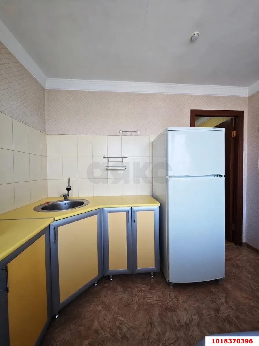 Фото №5: 1-комнатная квартира 28&nbsp;м², 5/5&nbsp;эт. - Краснодар, Западный внутригородской округ, мкр. Горгаз, ул. Станкостроительная, 16