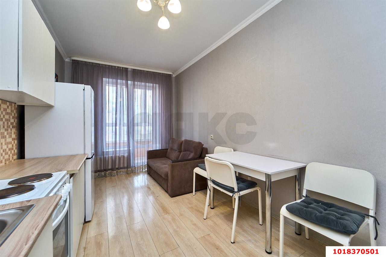 Фото №2: 1-комнатная квартира 40&nbsp;м², 15/18&nbsp;эт. - Краснодар, Карасунский внутригородской округ, Хлопчато-бумажный Комбинат, мкр. жилой комплекс Элегант, ул. Старокубанская, 137к2