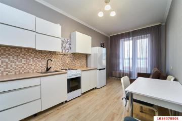 Фото №1: 1-комнатная квартира 40&nbsp;м², 15/18&nbsp;эт. - Краснодар, мкр. жилой комплекс Элегант, ул. Старокубанская, 137к2