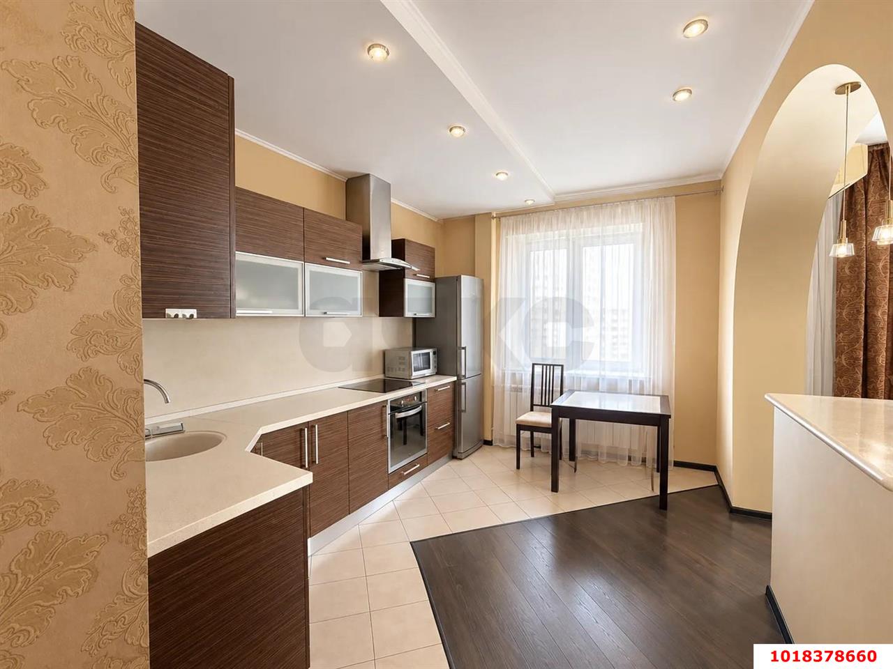 Фото №1: 1-комнатная квартира 60&nbsp;м², 4/22&nbsp;эт. - Краснодар, Западный внутригородской округ, мкр. Центральный, ул. Кубанская набережная, 37/11