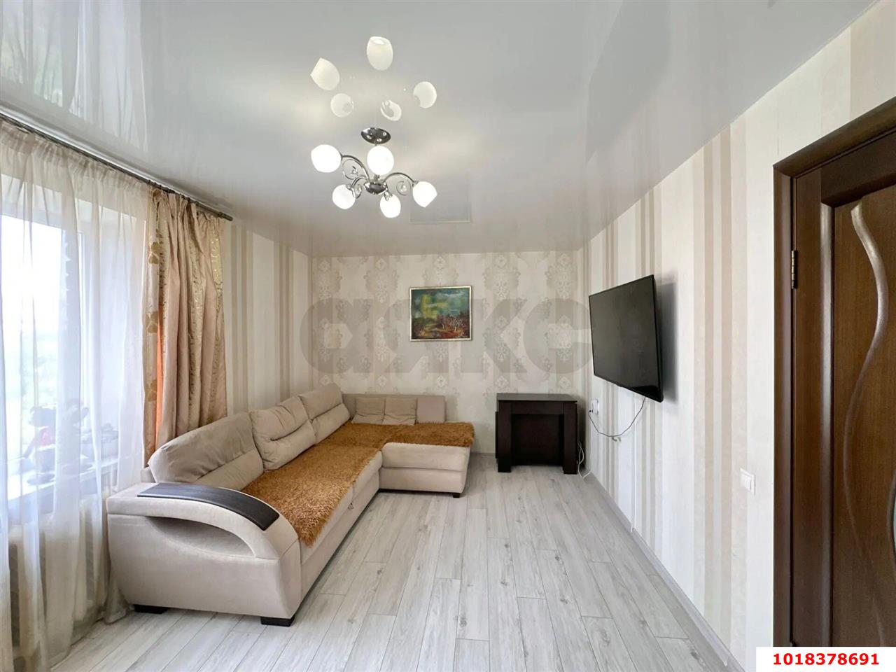 Фото №1: 4-комнатная квартира 80&nbsp;м², 5/9&nbsp;эт. - Краснодар, Центральный внутригородской округ, мкр. Табачная Фабрика, ул. Дербентская, 18