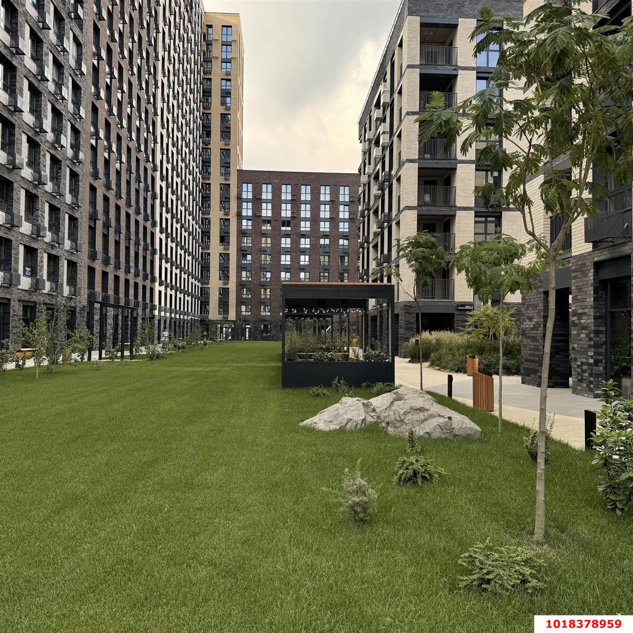 Фото №1: 2-комнатная квартира 64&nbsp;м², 9/9&nbsp;эт. - Краснодар, Карасунский внутригородской округ, Хлопчато-бумажный Комбинат, мкр. жилой квартал Патрики, ул. Старокубанская, 122/7