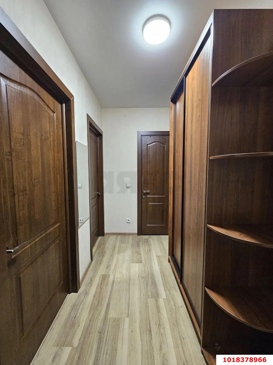 Фото №3: 2-комнатная квартира 47&nbsp;м², 3/9&nbsp;эт. - Краснодар, Прикубанский внутригородской округ, мкр. жилой комплекс Спортивная Деревня, ул. Западный Обход, 42к6