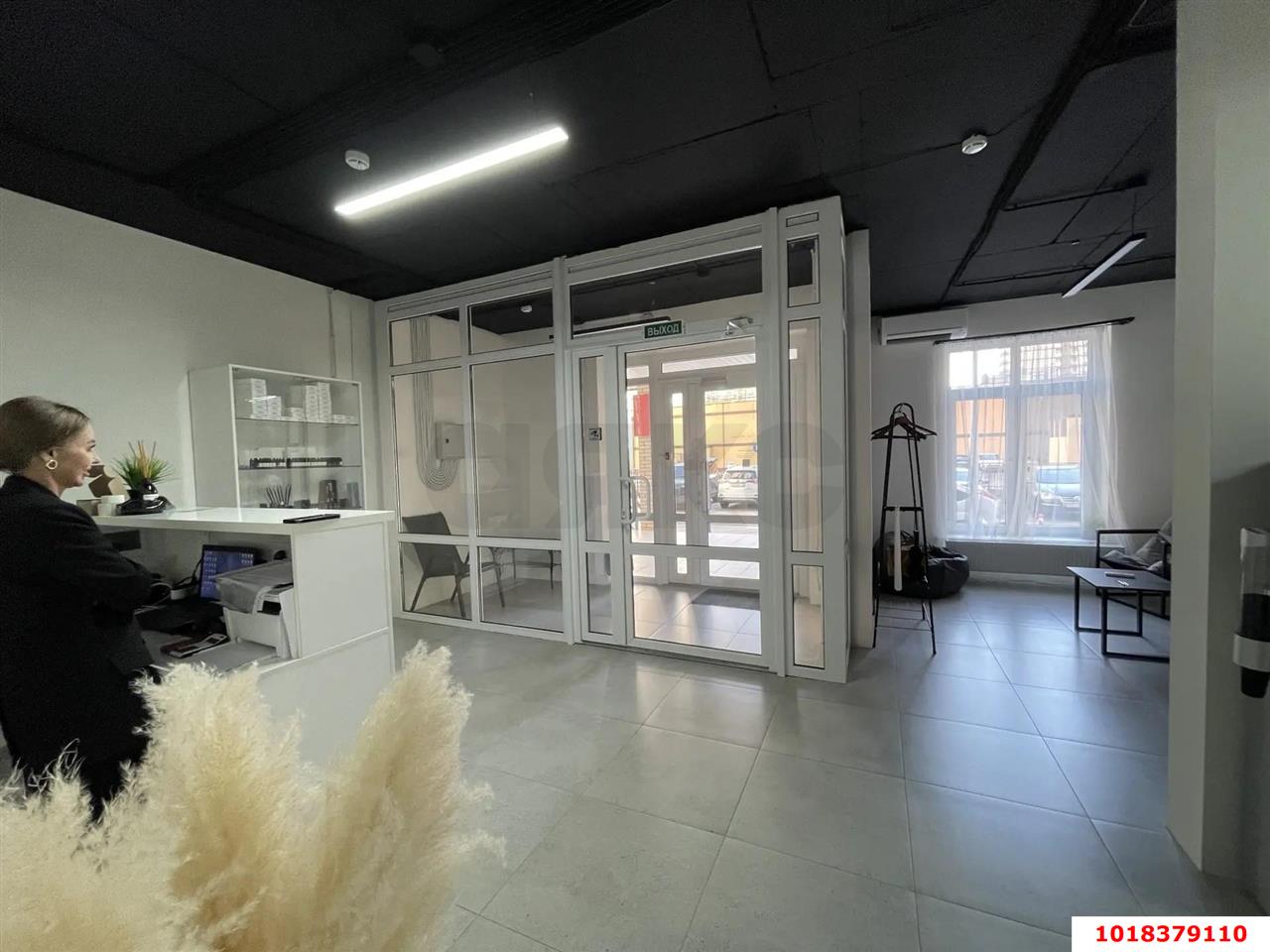 Фото №4: Торговое помещение 152&nbsp;м², 1/16&nbsp;эт. - Краснодар, Прикубанский внутригородской округ, Авиагородок, мкр. ЖК На Стахановской, ул. Стахановская, 1/5к3
