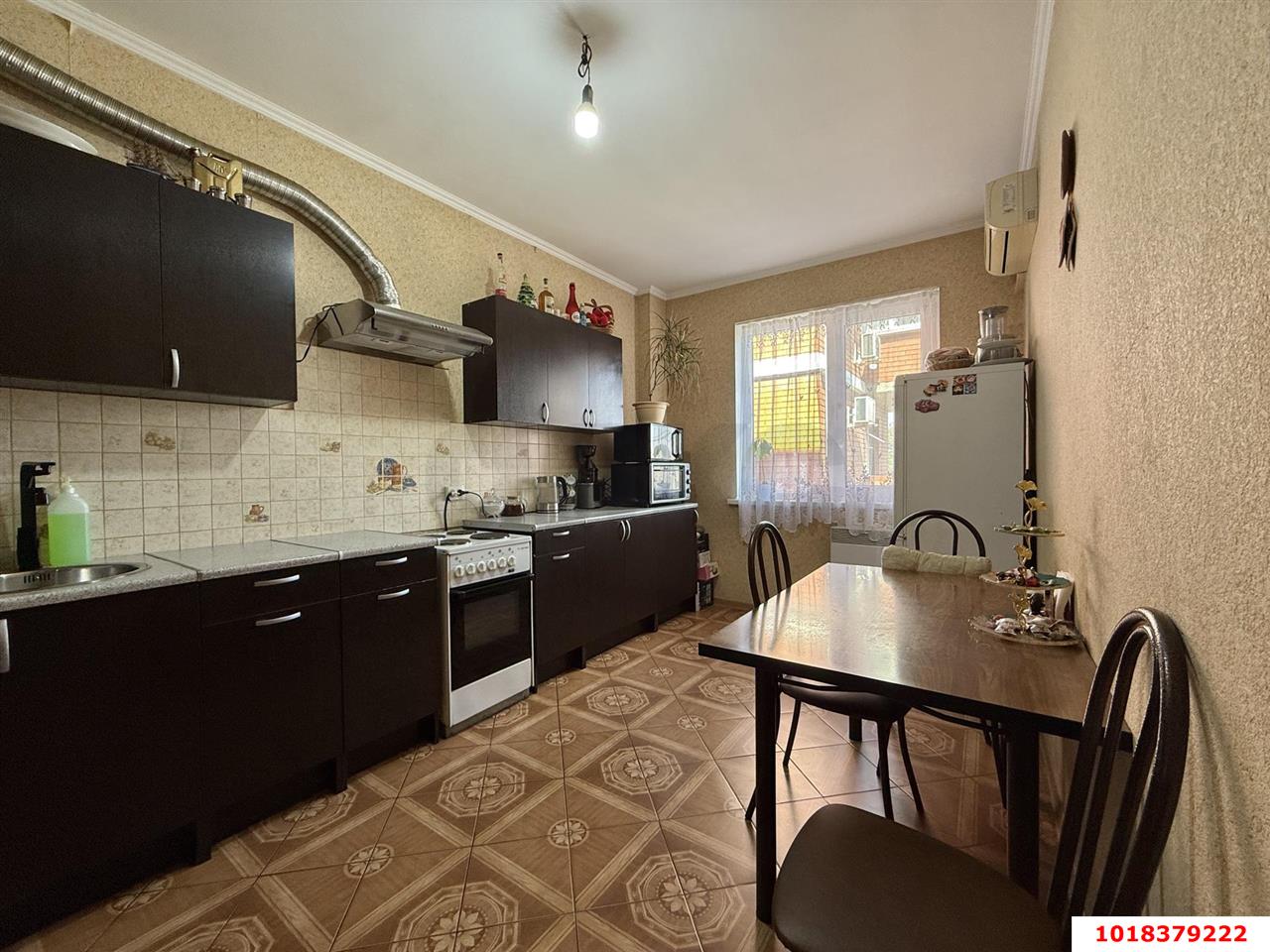 Фото №4: 2-комнатная квартира 66&nbsp;м², 2/3&nbsp;эт. - Краснодар, Прикубанский внутригородской округ, мкр. Сады Калинина, ул. Средняя, 92