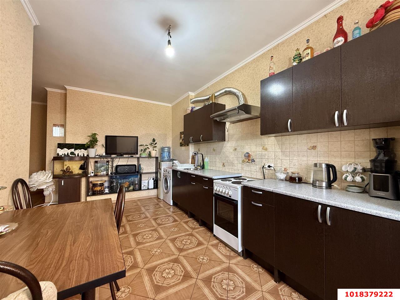 Фото №6: 2-комнатная квартира 66&nbsp;м², 2/3&nbsp;эт. - Краснодар, Прикубанский внутригородской округ, мкр. Сады Калинина, ул. Средняя, 92