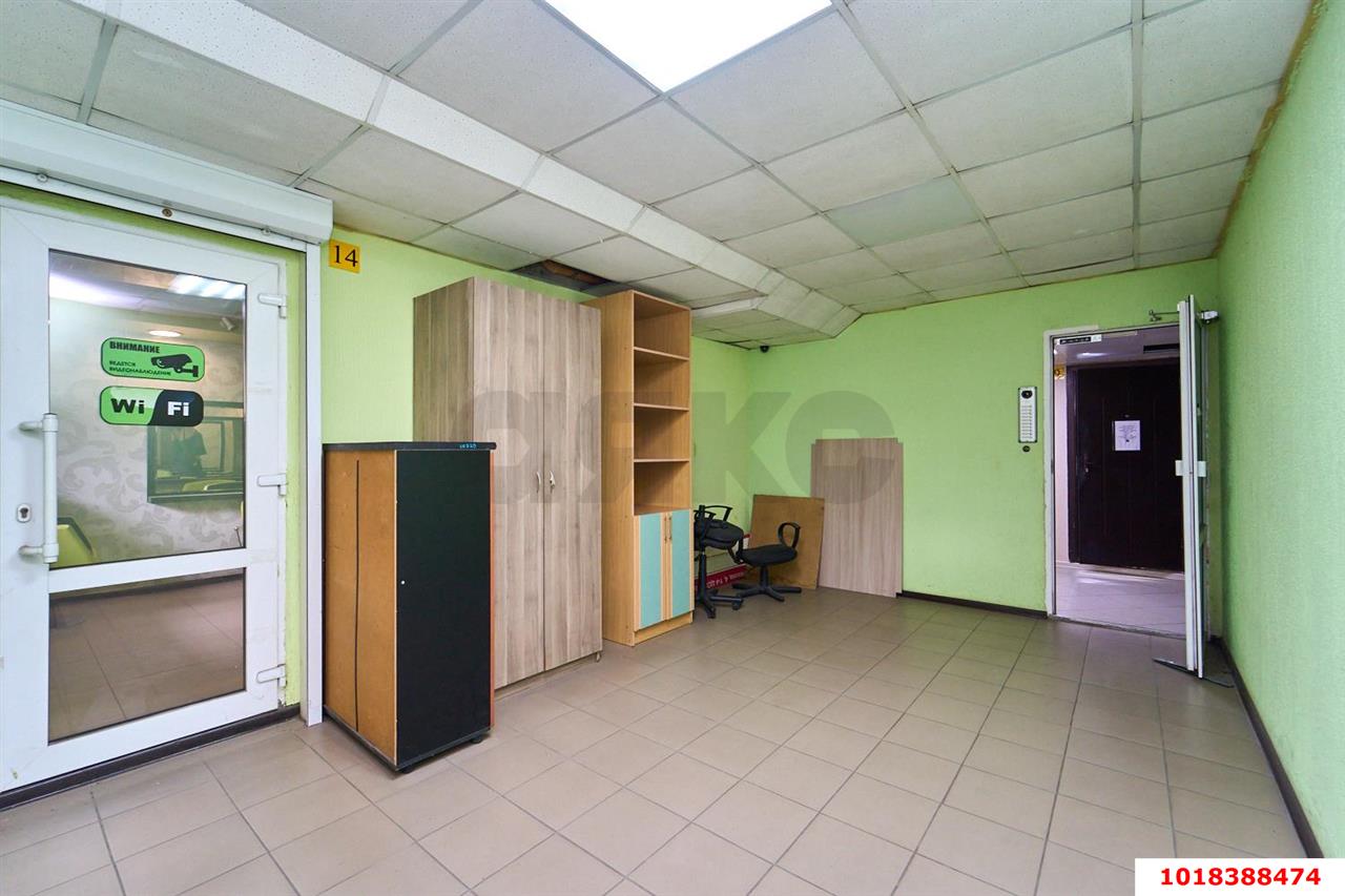 Фото №4: Торговое помещение 39&nbsp;м², 16&nbsp;эт. - Краснодар, Центральный внутригородской округ, жилой комплекс имени Чехова, мкр. Дубинка, ул. имени Чехова, 4