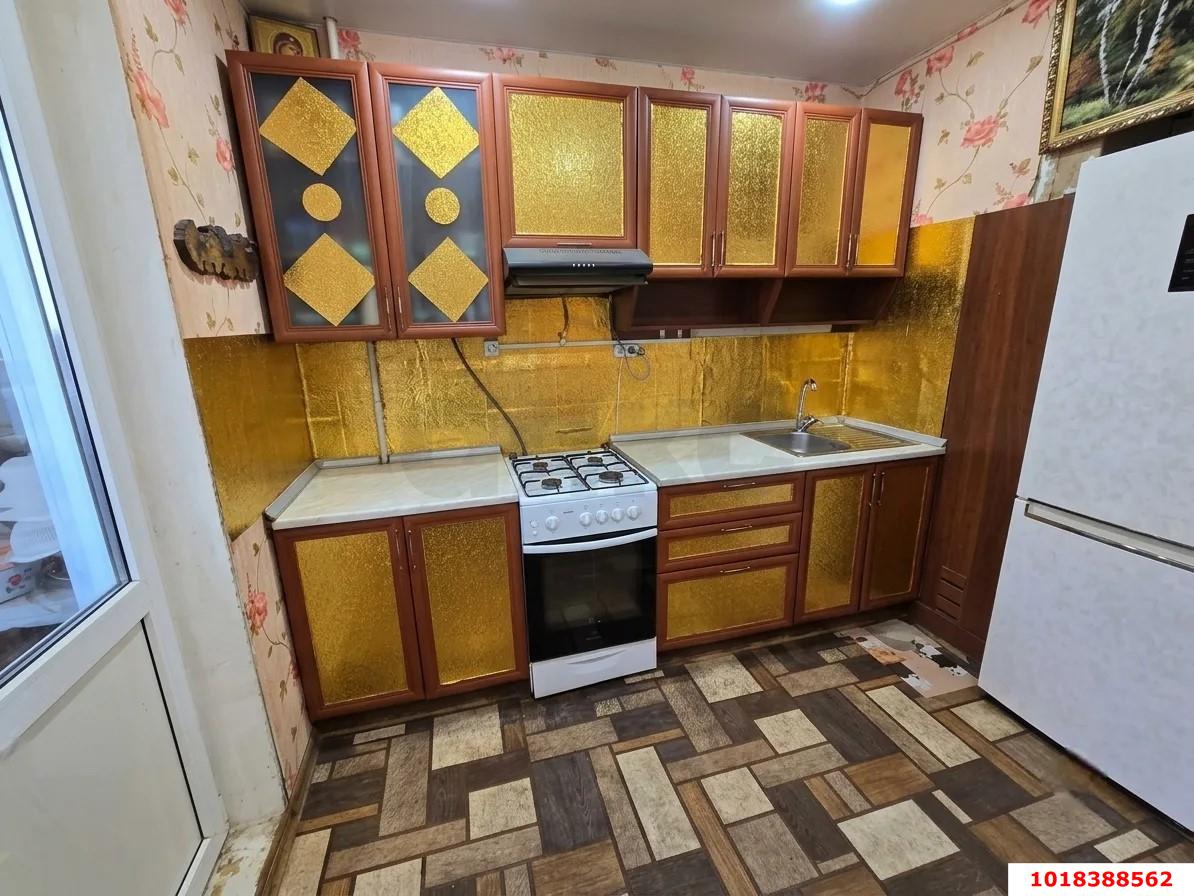Фото №5: 3-комнатная квартира 72&nbsp;м², 4/9&nbsp;эт. - Краснодар, Центральный внутригородской округ, мкр. Дубинка, ул. Ставропольская, 172