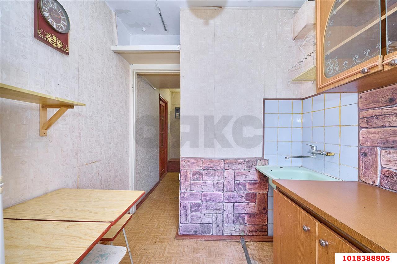 Фото №8: 1-комнатная квартира 30&nbsp;м², 4/5&nbsp;эт. - Краснодар, Карасунский внутригородской округ, мкр. Черёмушки, ул. Селезнёва, 88