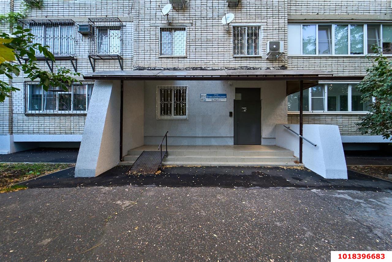 Фото №14: 1-комнатная квартира 33&nbsp;м², 1/9&nbsp;эт. - Краснодар, Карасунский внутригородской округ, мкр. Черёмушки, ул. Ставропольская, 209