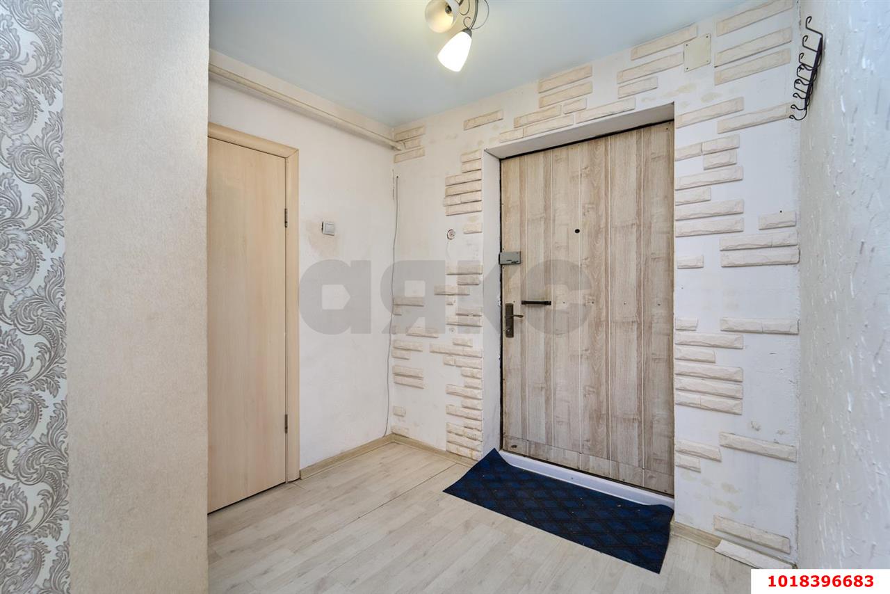 Фото №6: 1-комнатная квартира 33&nbsp;м², 1/9&nbsp;эт. - Краснодар, Карасунский внутригородской округ, мкр. Черёмушки, ул. Ставропольская, 209