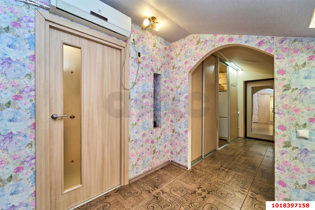 Фото №10: 2-комнатная квартира 54&nbsp;м², 7/7&nbsp;эт. - Краснодар, Прикубанский внутригородской округ, мкр. имени Петра Метальникова, ул. Защитников Отечества, 5