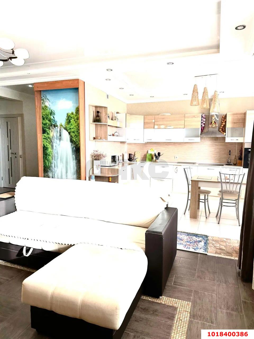 Фото №3: 2-комнатная квартира 72&nbsp;м², 15/22&nbsp;эт. - Краснодар, Центральный внутригородской округ, жилой комплекс имени Чехова, мкр. Дубинка, ул. имени Чехова, 4
