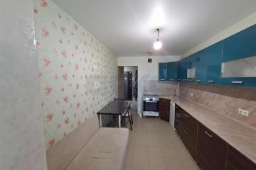 Фото №1: 1-комнатная квартира 43 м², 13/17 эт. - Краснодар, мкр. имени Петра Метальникова, ул. Петра Метальникова, 11