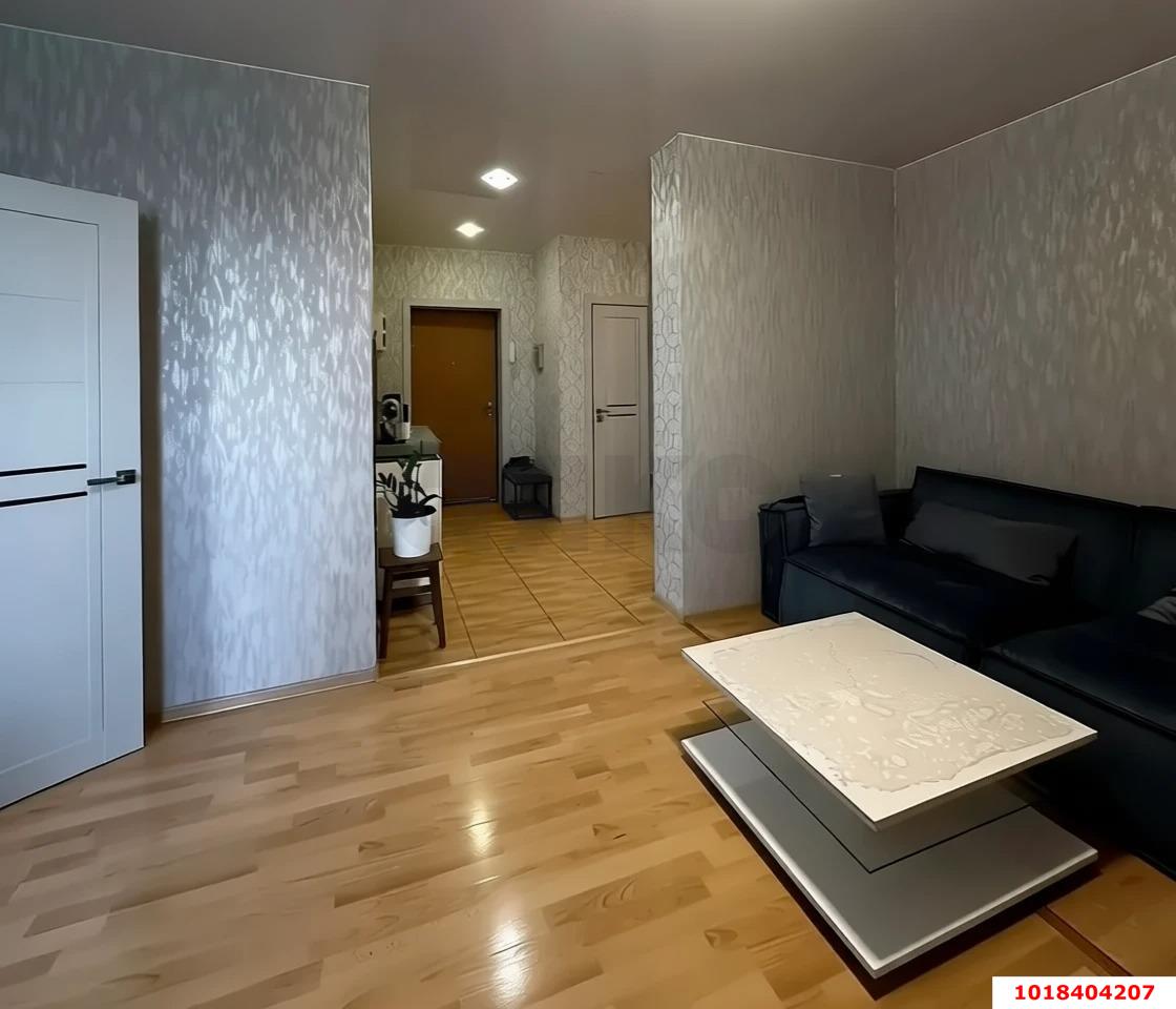 Фото №4: 2-комнатная квартира 76&nbsp;м², 10/16&nbsp;эт. - Краснодар, Карасунский внутригородской округ, мкр. Гидростроителей, ул. имени Дмитрия Благоева, 24/1