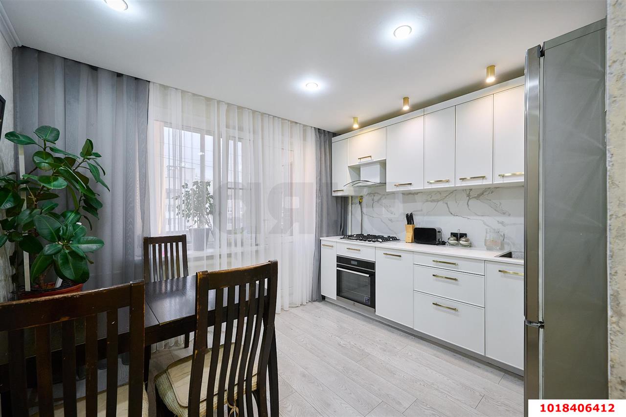 Фото №3: 1-комнатная квартира 40&nbsp;м², 9/10&nbsp;эт. - Краснодар, Прикубанский внутригородской округ, мкр. Завод Измерительных Приборов, ул. Зиповская, 28