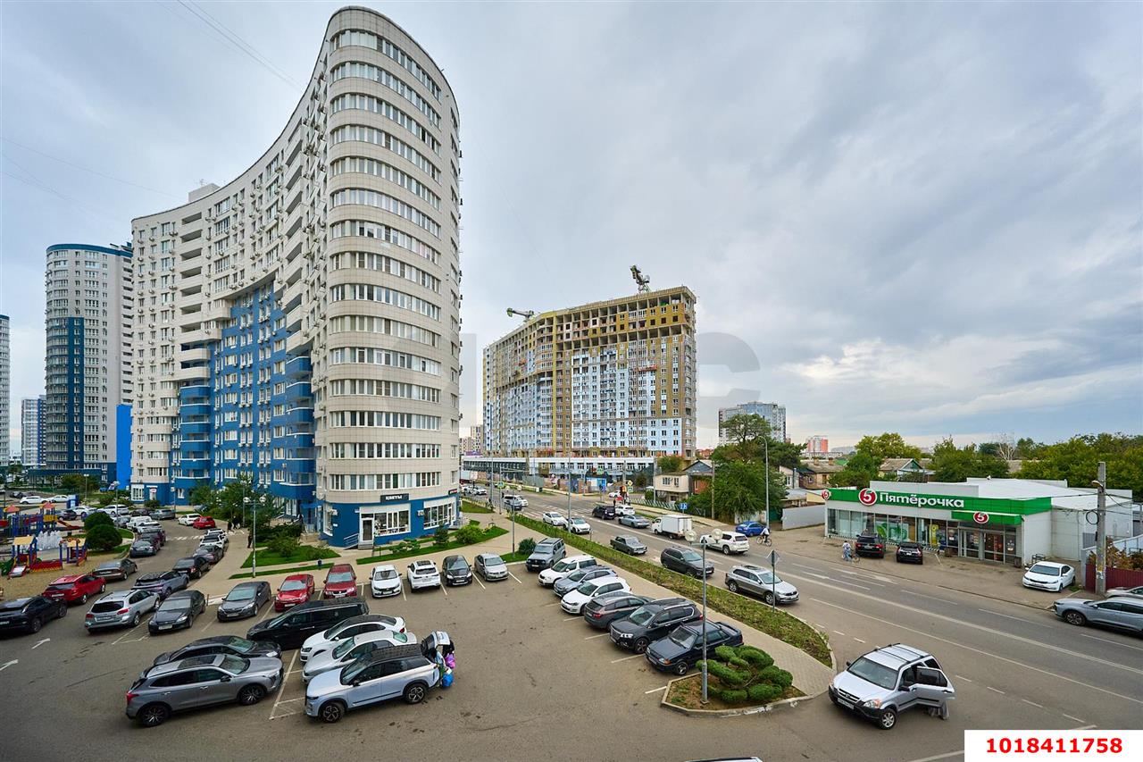 Фото №7: 3-комнатная квартира 112&nbsp;м², 3/16&nbsp;эт. - Краснодар, Центральный внутригородской округ, Черёмушки, мкр. ЖК Фонтаны, ул. Старокубанская, 2/23к1