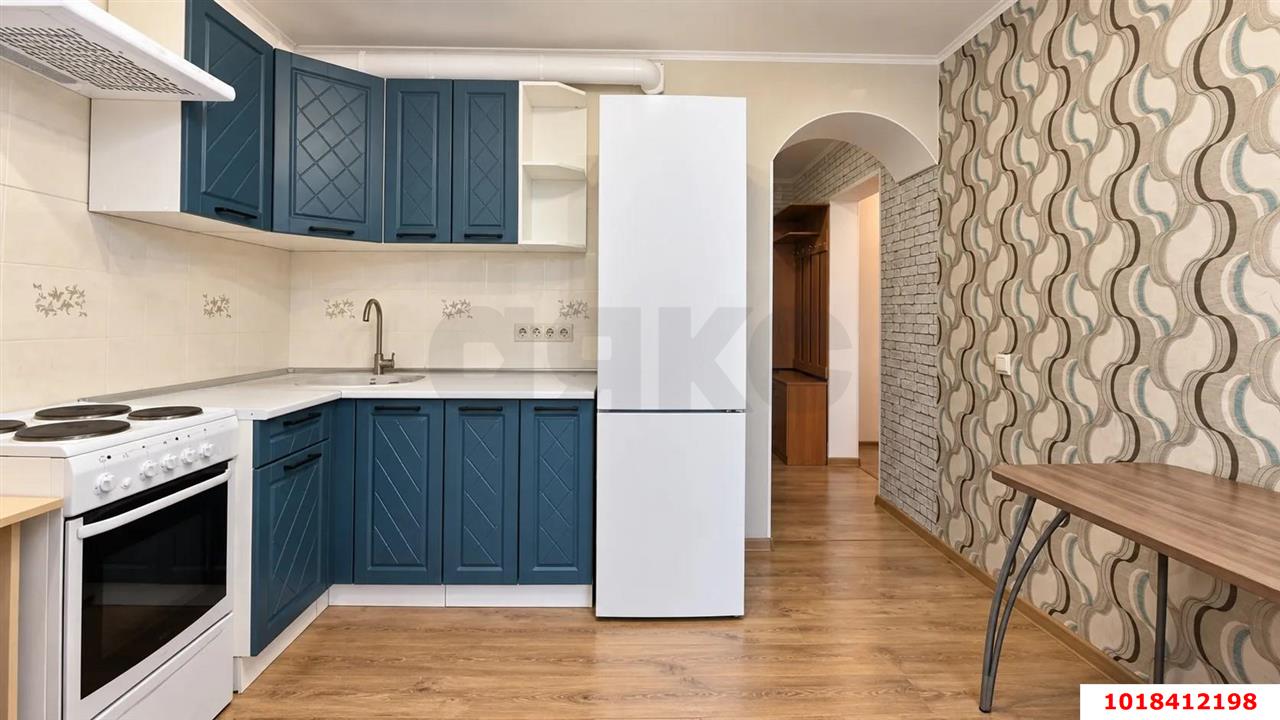 Фото №5: 1-комнатная квартира 37&nbsp;м², 10/16&nbsp;эт. - Краснодар, Прикубанский внутригородской округ, мкр. Восточно-Кругликовский, ул. Героев-Разведчиков, 36