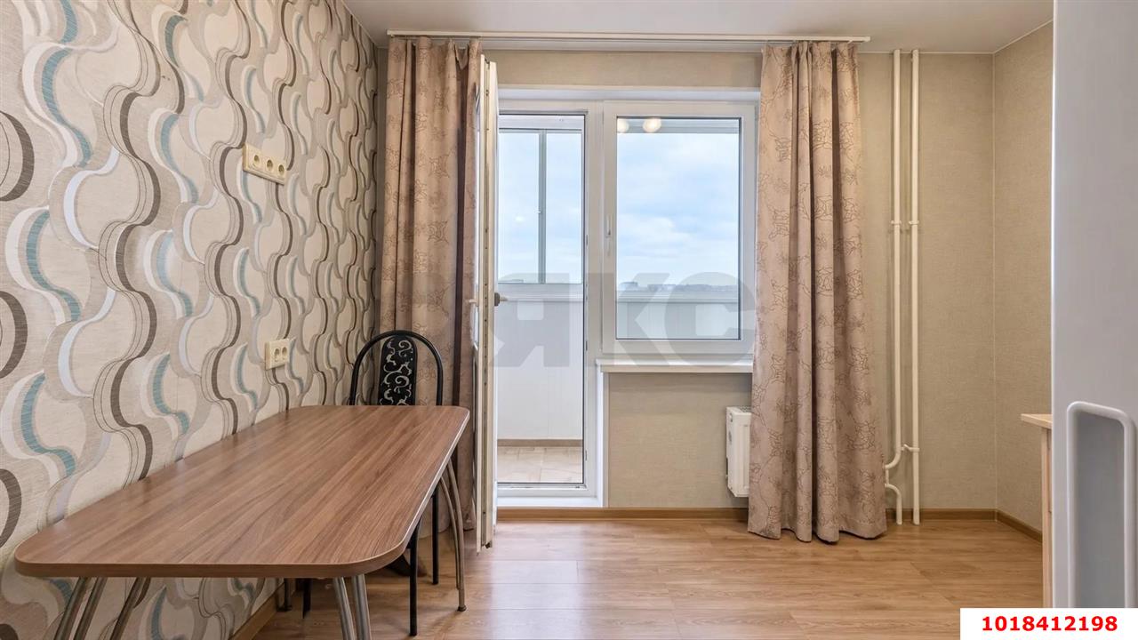 Фото №3: 1-комнатная квартира 37&nbsp;м², 10/16&nbsp;эт. - Краснодар, Прикубанский внутригородской округ, мкр. Восточно-Кругликовский, ул. Героев-Разведчиков, 36