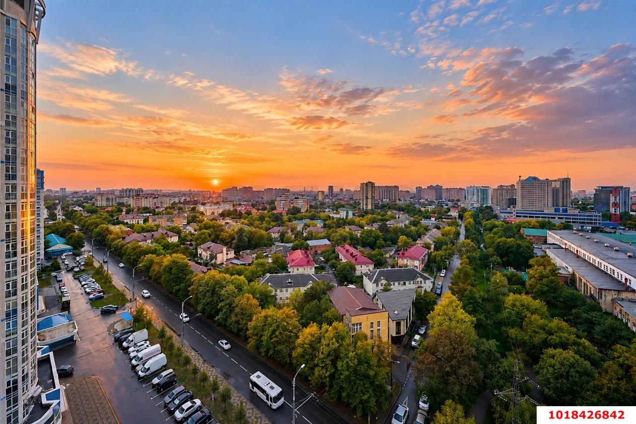 Фото №11: 2-комнатная квартира 90&nbsp;м², 14/23&nbsp;эт. - Краснодар, Западный внутригородской округ, мкр. ЖК Краснодар Сити, ул. Шоссе Нефтяников, 18к4
