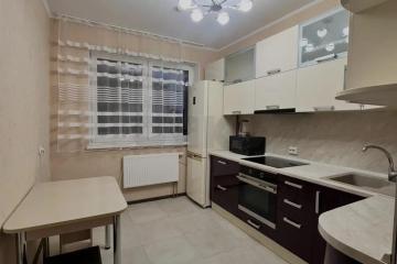 Фото №1: 2-комнатная квартира 57 м², 10/22 эт. - Краснодар, мкр. ЖК Возрождение, ул. имени 40-летия Победы, 127